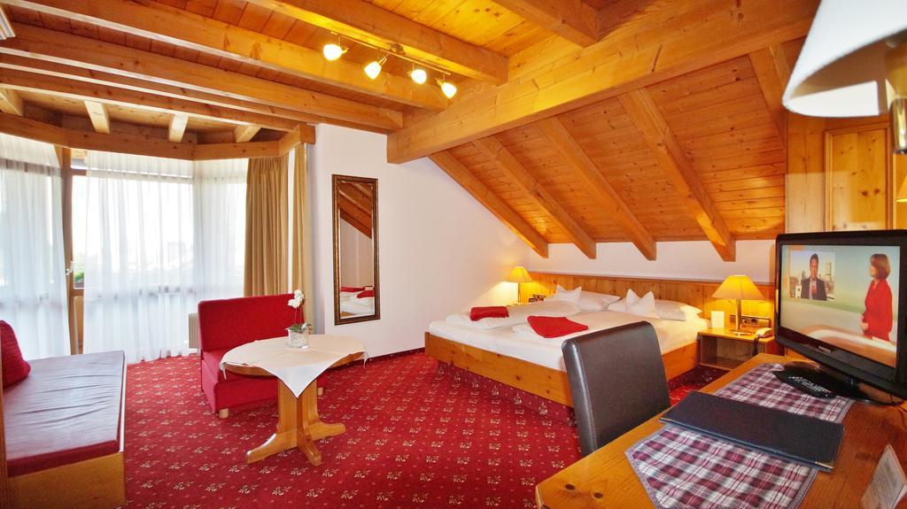 Hotel Schwarzenbergs Traube Glottertal Zewnętrze zdjęcie