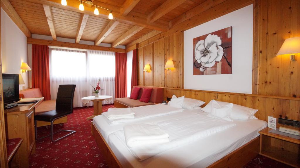 Hotel Schwarzenbergs Traube Glottertal Zewnętrze zdjęcie