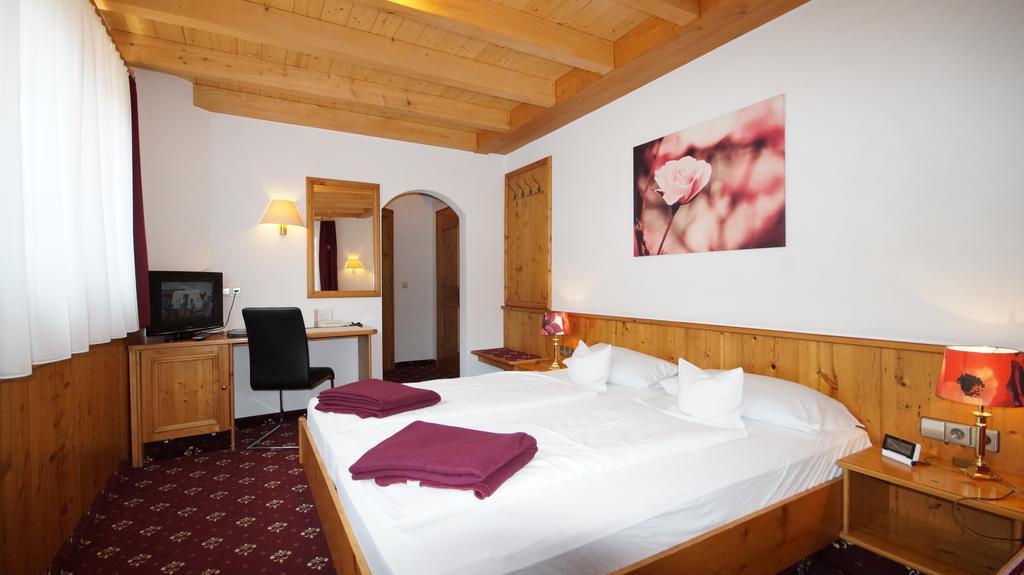 Hotel Schwarzenbergs Traube Glottertal Zewnętrze zdjęcie
