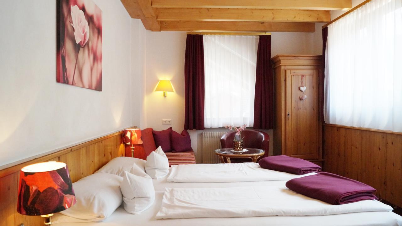 Hotel Schwarzenbergs Traube Glottertal Zewnętrze zdjęcie