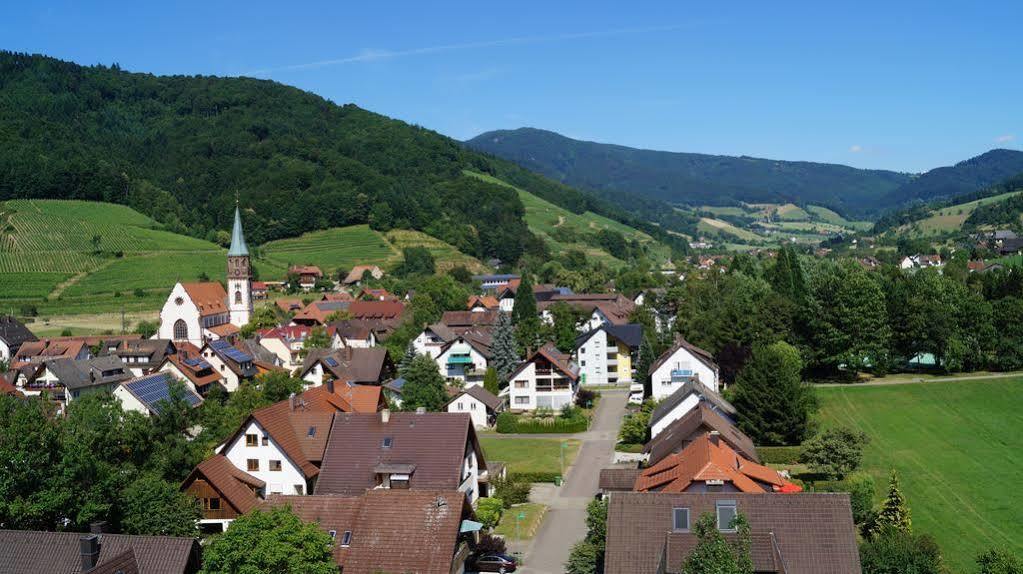 Hotel Schwarzenbergs Traube Glottertal Zewnętrze zdjęcie
